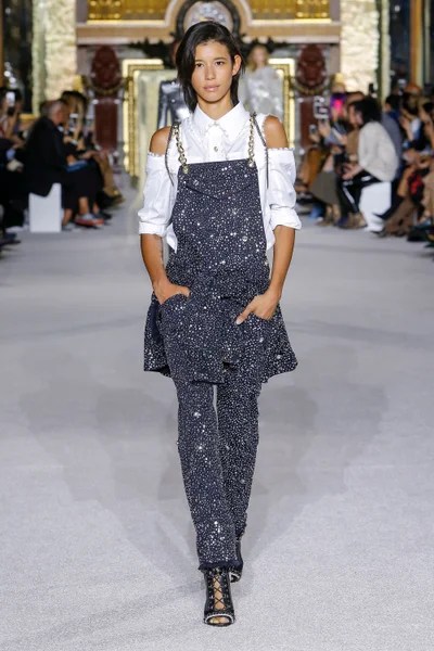 Look 35